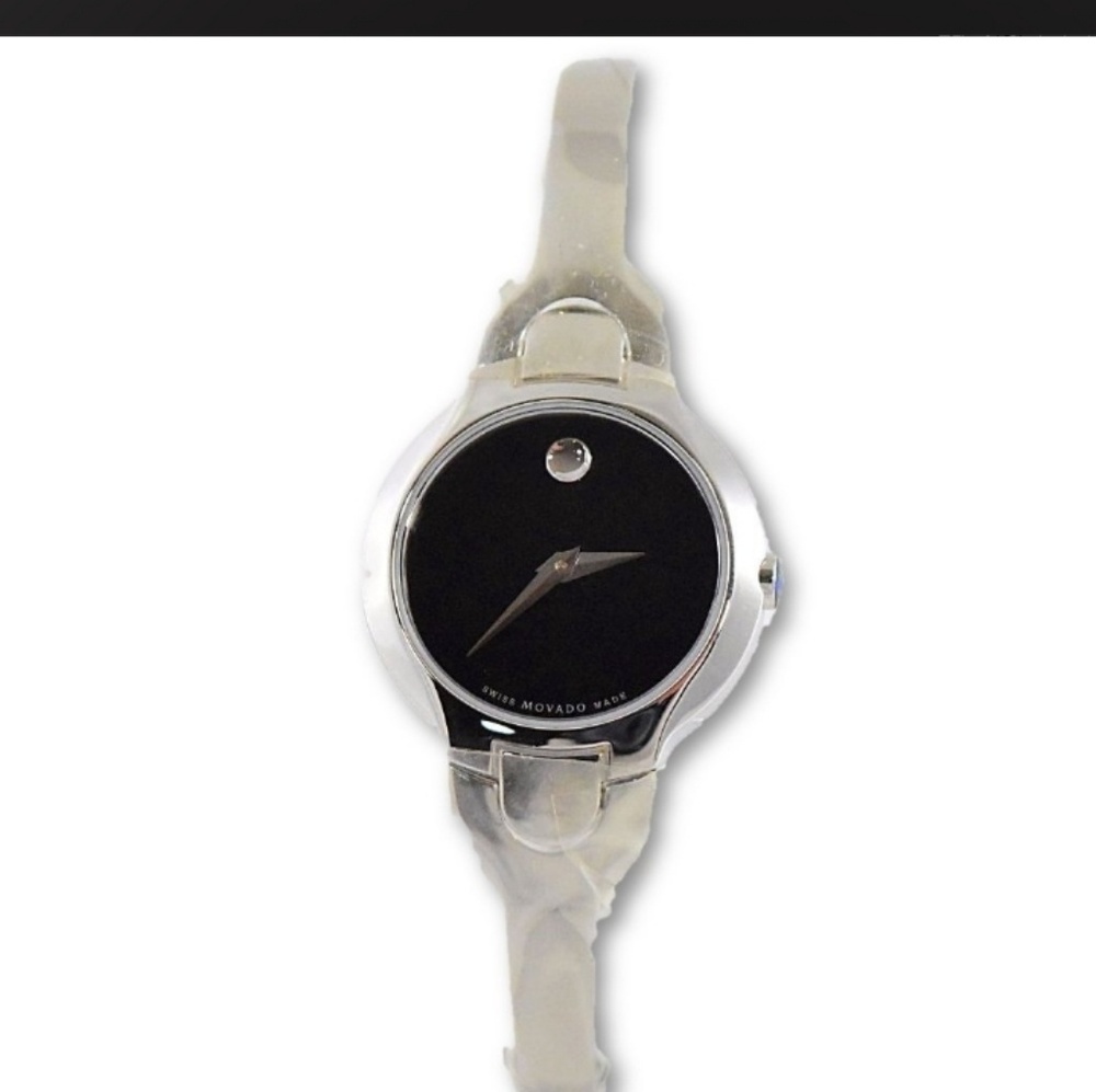 💜Movado Stainless water resistant watch💜
